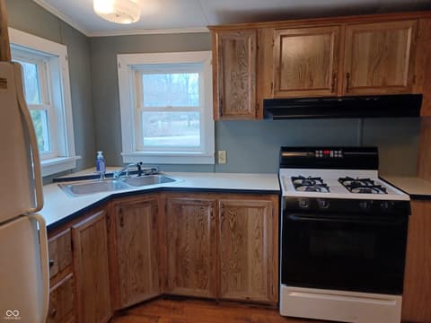 Photo of 15566 S 8th Street, Clinton, IN