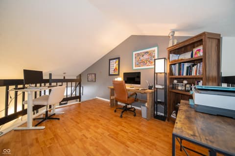 Photo of 8109 Valley Farms Trail, Indianapolis, IN