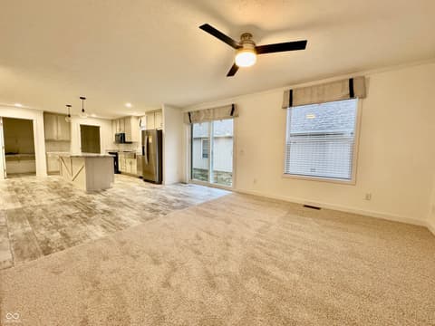 Photo of 819 W Tanner Street, Brownstown, IN