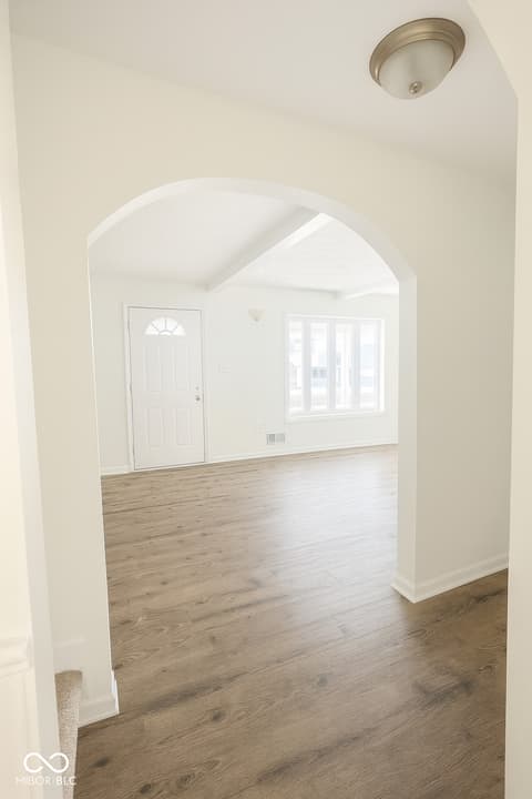 Photo of 1030 N Lynhurst Drive, Indianapolis, IN
