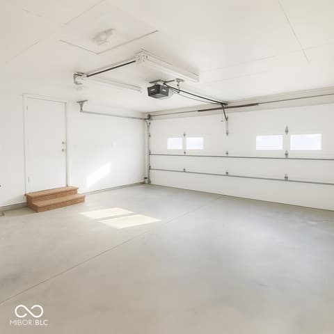 Photo of 1030 N Lynhurst Drive, Indianapolis, IN