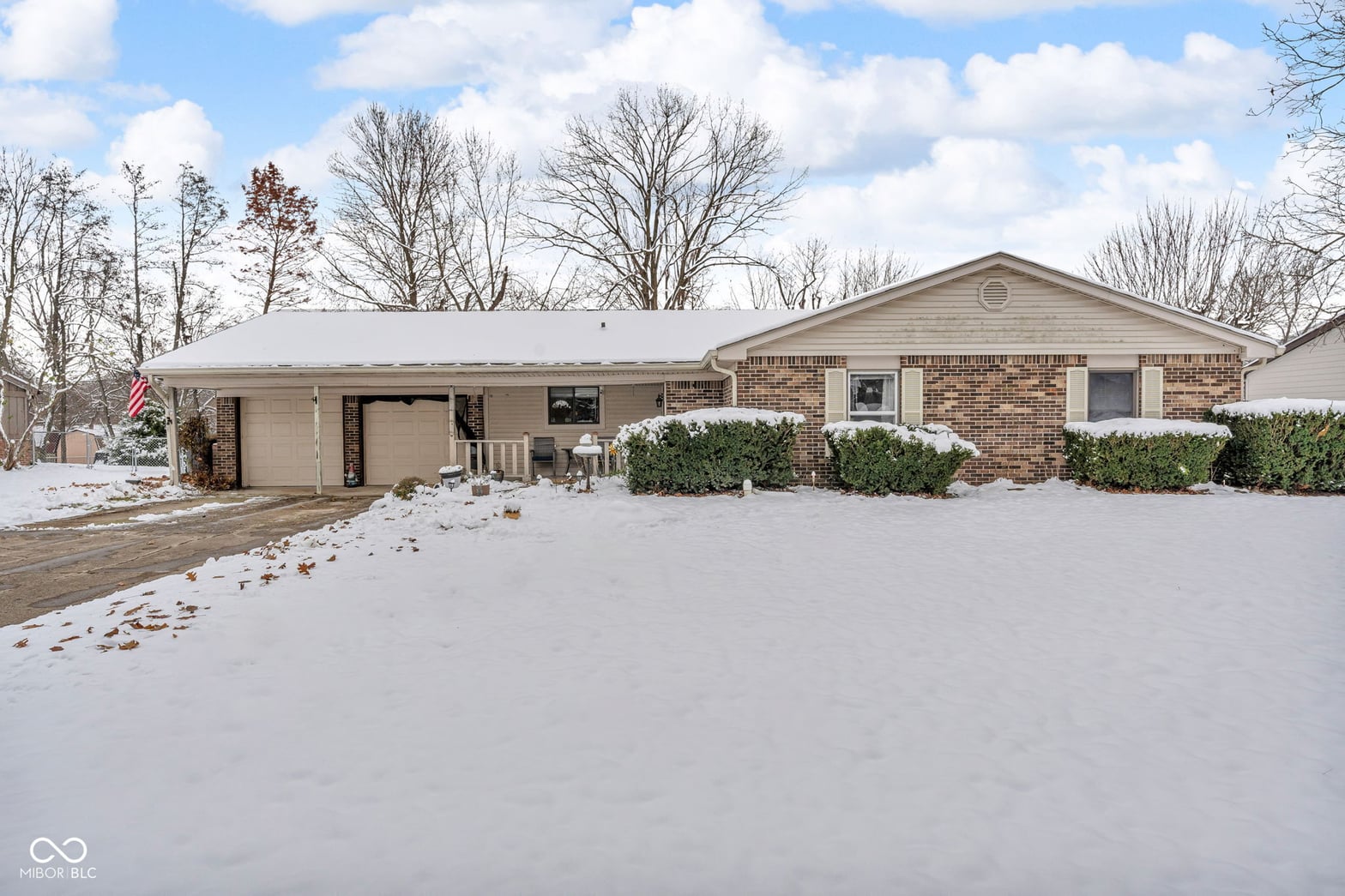 Photo of 3889 Pineview Lane, Greenwood, IN