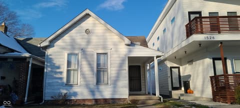 1524 Pleasant Street