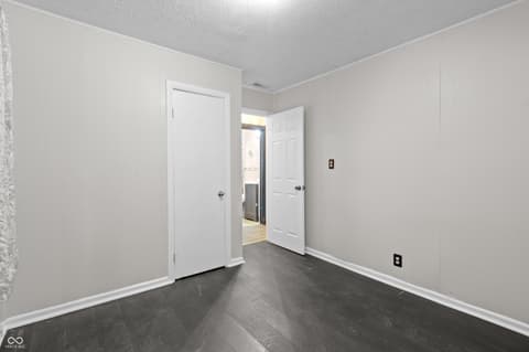Photo of 31 N Forest Avenue, Indianapolis, IN