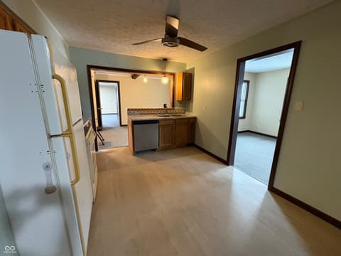 Photo of 8772 E State Road 42, Poland, IN