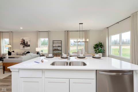 Photo of 10909 Helmcrest Drive, Indianapolis, IN