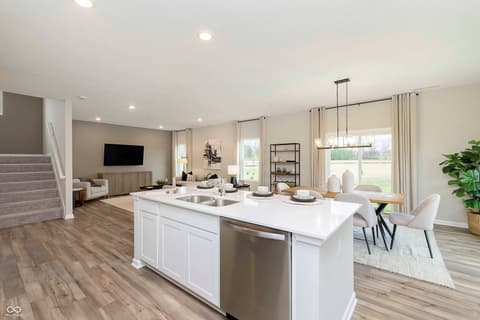 Photo of 10909 Helmcrest Drive, Indianapolis, IN