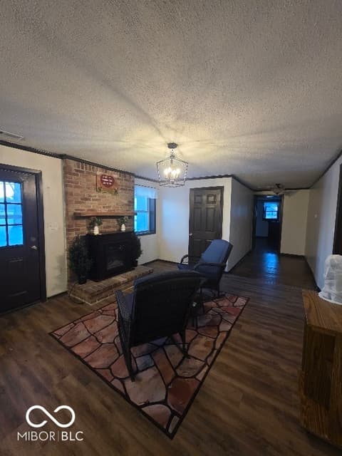 Dining room at 2903 E Freeport Road, Morristown, IN