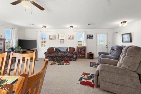Living room at 11757 E 1000 S-27, Hartford City, IN
