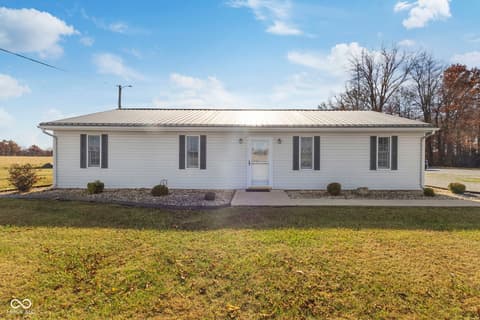 Front exterior at 11757 E 1000 S-27, Hartford City, IN