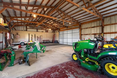 Garage at 11757 E 1000 S-27, Hartford City, IN