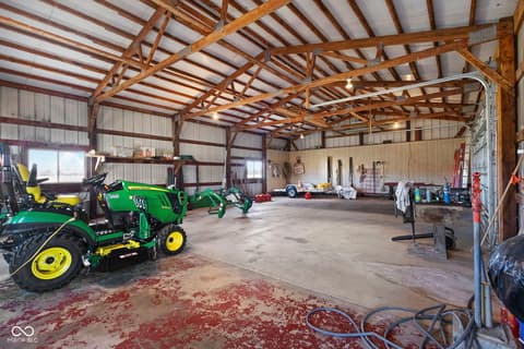 Garage at 11757 E 1000 S-27, Hartford City, IN