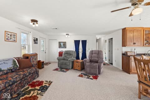 Living room at 11757 E 1000 S-27, Hartford City, IN
