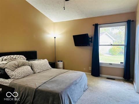 Photo of 7673 Lippincott Way, Indianapolis, IN
