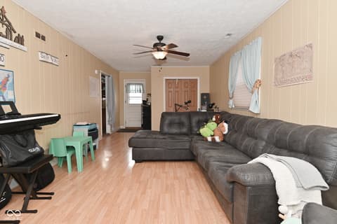 Photo of 2517 Lawrence Avenue, Indianapolis, IN
