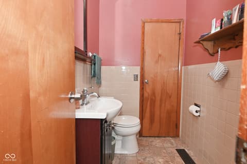 Photo of 2517 Lawrence Avenue, Indianapolis, IN