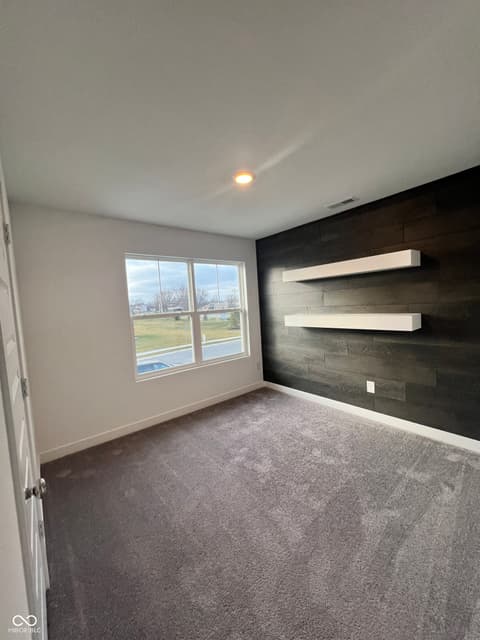 Photo of 989 Kensington Drive, Danville, IN