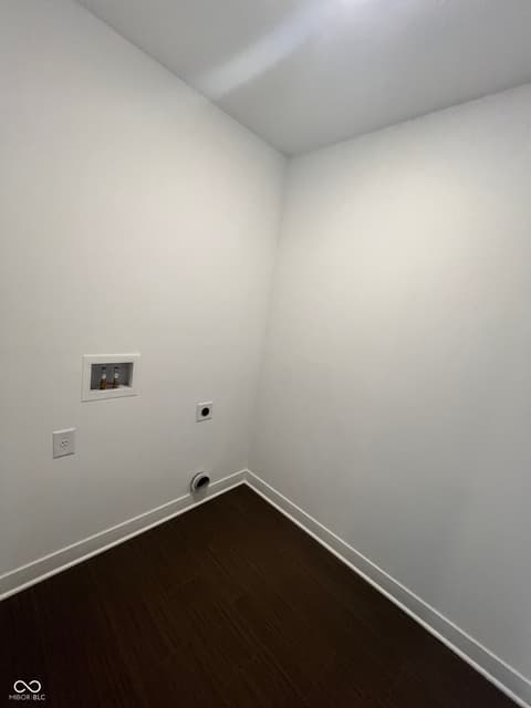 Photo of 989 Kensington Drive, Danville, IN