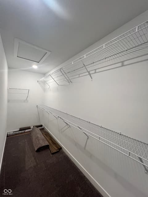 Photo of 989 Kensington Drive, Danville, IN