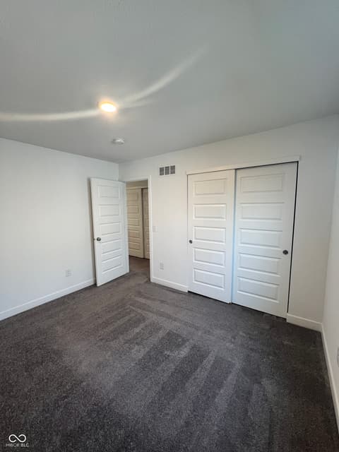 Photo of 989 Kensington Drive, Danville, IN