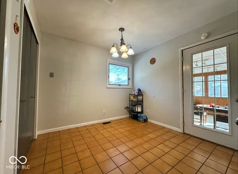 Photo of 830 Jefferson Street, Covington, IN