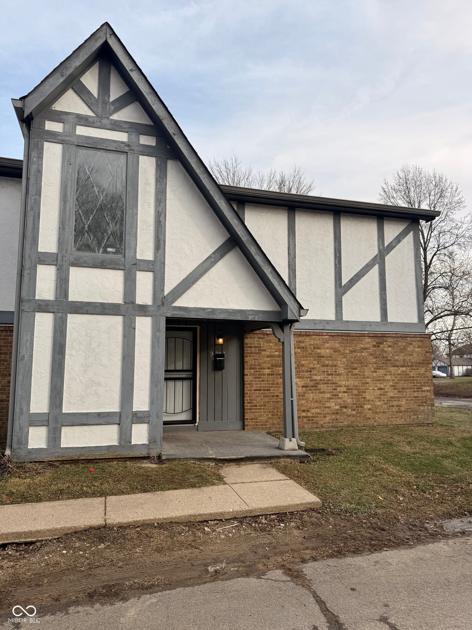Front exterior at 9783 Kingscross Court, Indianapolis, IN