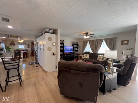 Photo of 7674 Deerfield Drive, Greenfield, IN