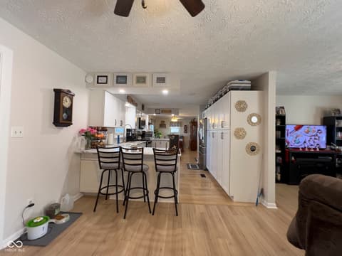 Photo of 7674 Deerfield Drive, Greenfield, IN
