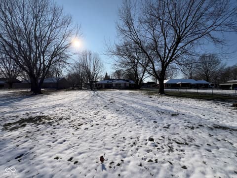 Photo of 7674 Deerfield Drive, Greenfield, IN