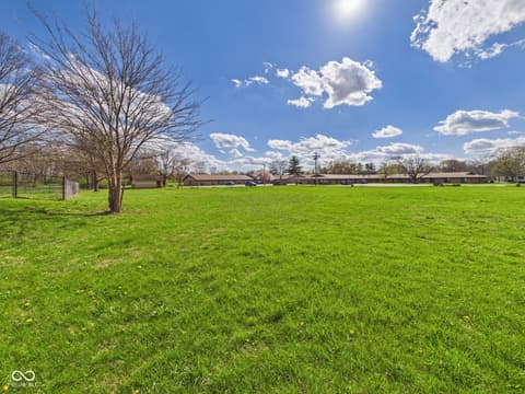 Yard at 1925 Lindberg Road, Anderson, IN