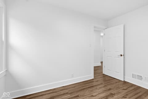 Photo of 4705 Allisonville Road, Indianapolis, IN