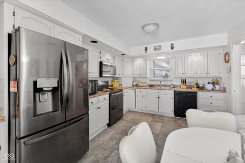 Kitchen at 4435 Chatham Place, Indianapolis, IN