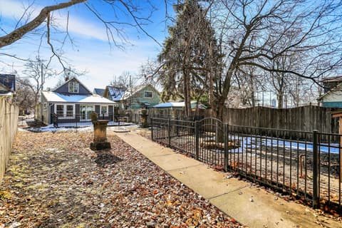 Photo of 1114 E Saint Clair Street, Indianapolis, IN