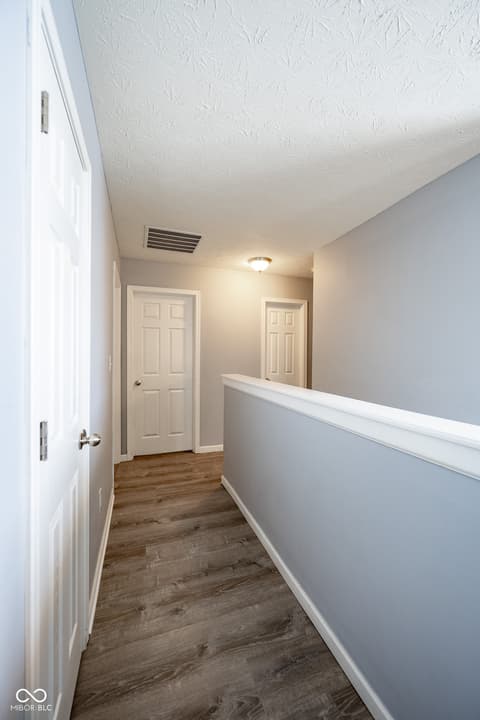 Photo of 2581 Shadowbrook Trace, Greenwood, IN