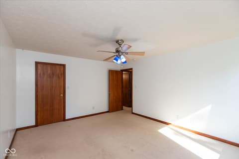 Photo of 1967 Rudgate Drive, Avon, IN