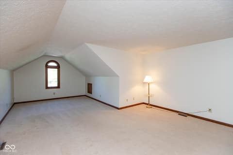 Photo of 1967 Rudgate Drive, Avon, IN