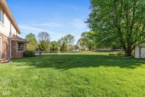 Photo of 1967 Rudgate Drive, Avon, IN