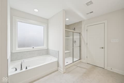 Primary bathroom at 4556 W Lakeway Drive, New Palestine, IN