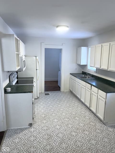 Photo of 304 E Franklin Street, Crawfordsville, IN