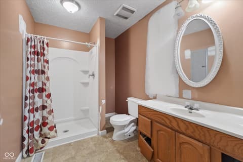 Photo of 730 Colonial Way, Greenwood, IN