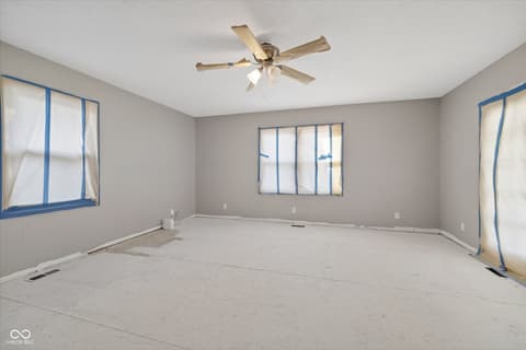 Photo of 730 Colonial Way, Greenwood, IN