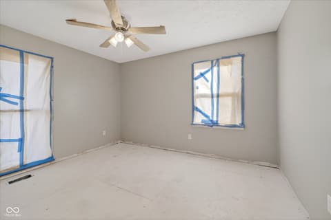 Photo of 730 Colonial Way, Greenwood, IN