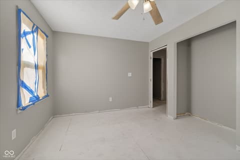 Photo of 730 Colonial Way, Greenwood, IN
