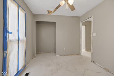 Photo of 730 Colonial Way, Greenwood, IN