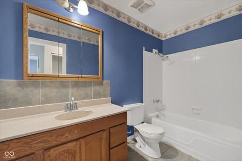 Photo of 730 Colonial Way, Greenwood, IN
