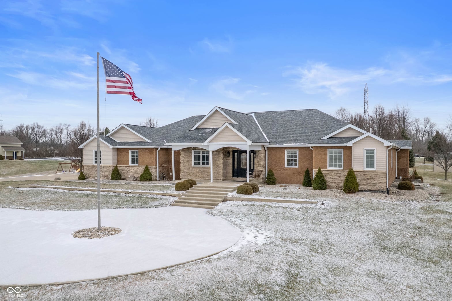 Photo of 1695 S County Road 550 E, Selma, IN