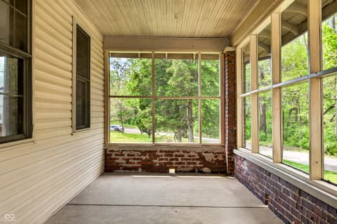 Photo of 2115 Irwin Drive, Columbus, IN