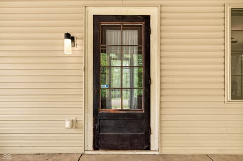 Photo of 2115 Irwin Drive, Columbus, IN