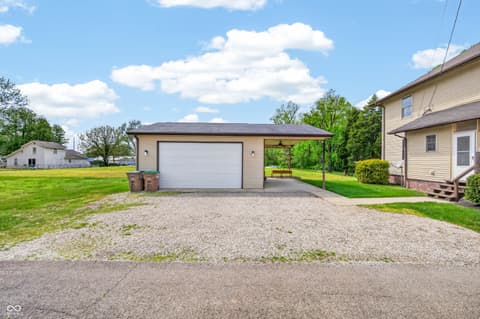 Photo of 2115 Irwin Drive, Columbus, IN