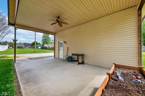 Photo of 2115 Irwin Drive, Columbus, IN